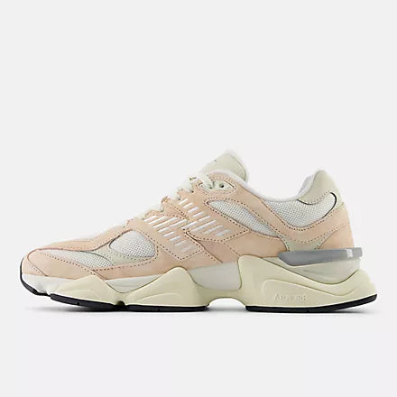 New Balance 9060 — Sea Salt / Pesca