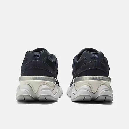 New Balance 9060 — Obsidian (Blu Navy Scuro)