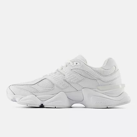 New Balance 9060 — Triple White (Bianco)