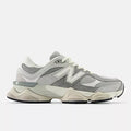 New Balance 9060 — Rain Cloud (Grigio Chiaro / Bianco)
