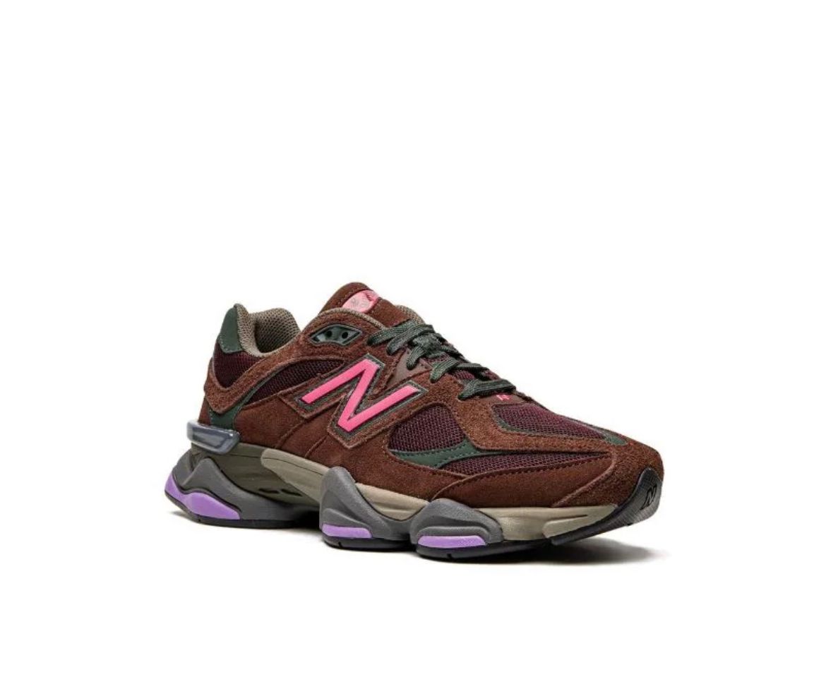 New Balance 9060 — Bordeaux / Oliva