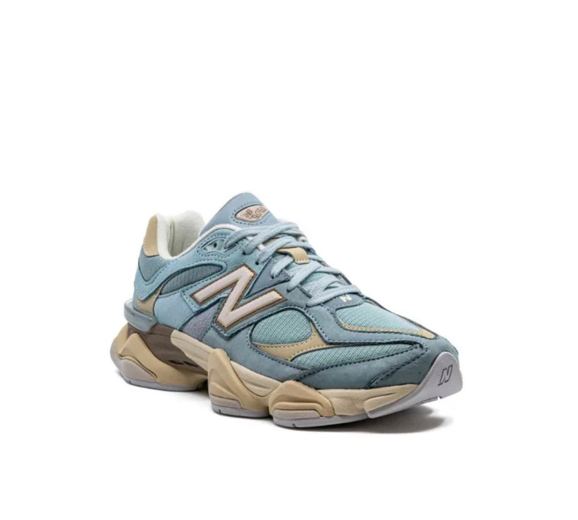 New Balance 9060 — Azzurro / Beige