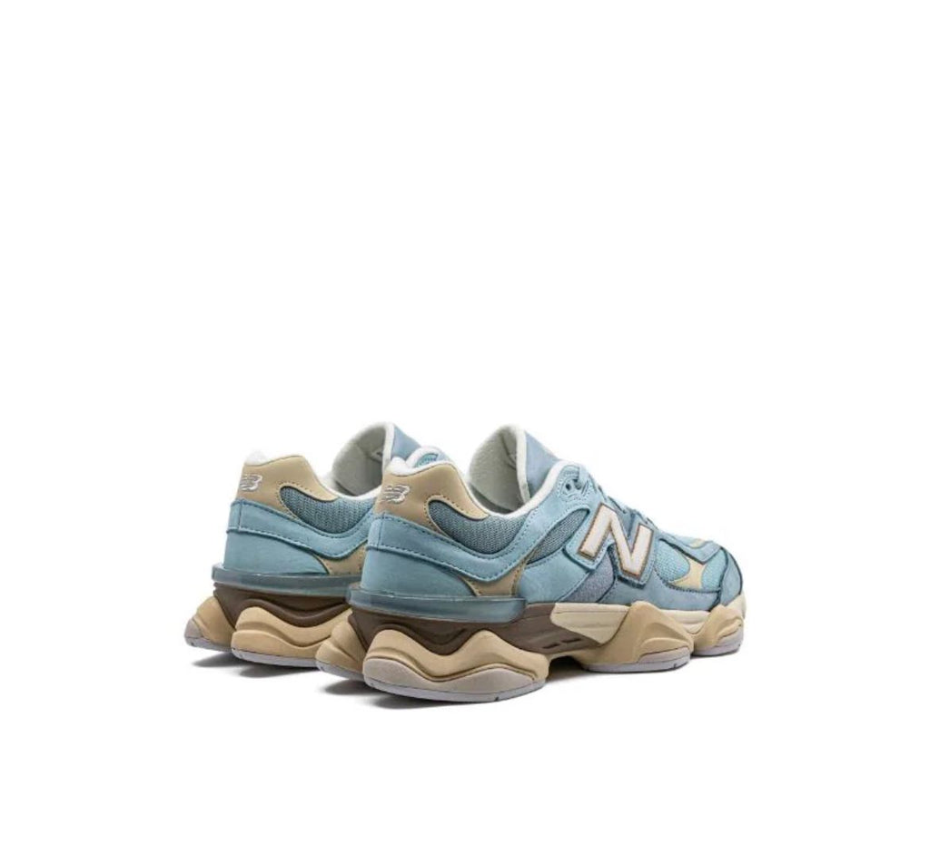 New Balance 9060 — Azzurro / Beige