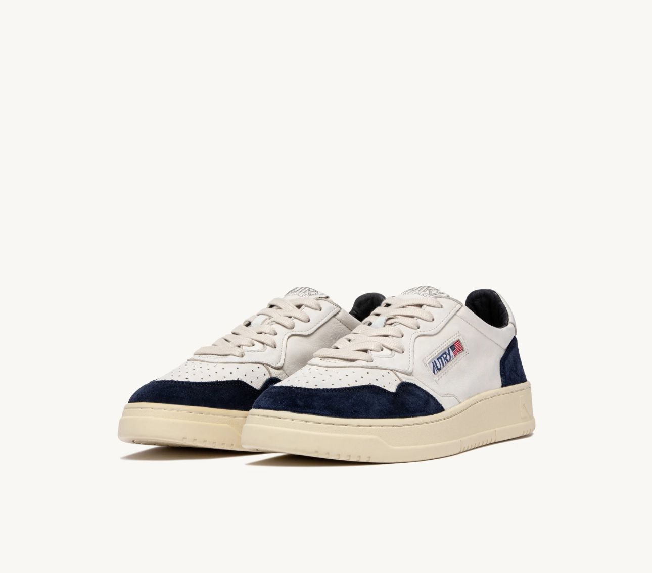 Autry Medalist Low — Bianco / Blu